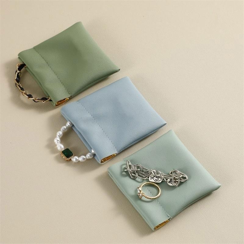 Travel Friendly Jewelry Storag - Travel Accessories Display ulasan dan harga