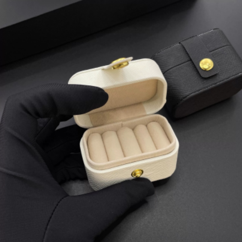 Leather Portable Jewelry Box D - Travel Accessories Display ulasan dan harga