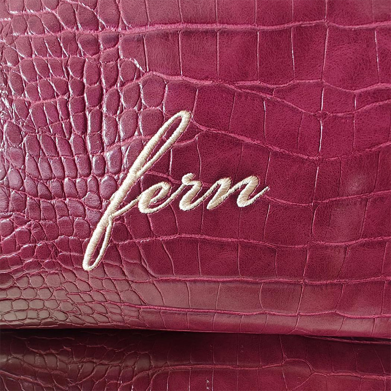 Embroidered Croc Makeup Bag Pe - Travel Accessories Ideas ulasan dan harga
